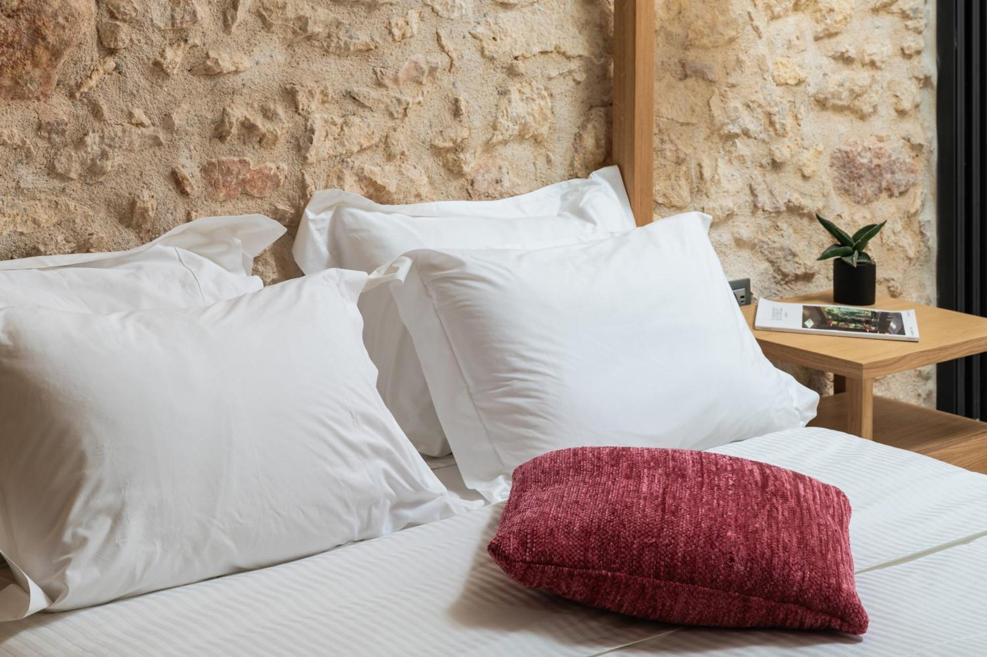 The Alma Hotell