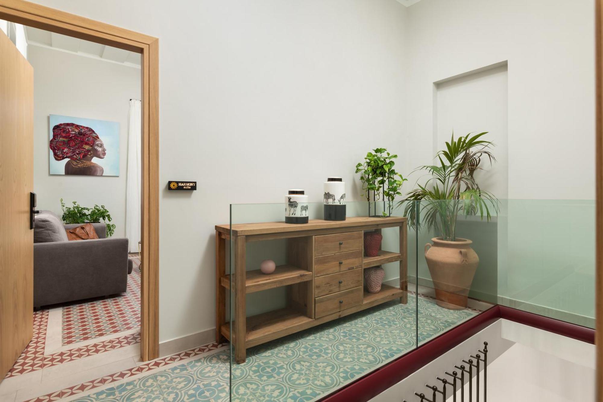 Hotell The Alma Khania